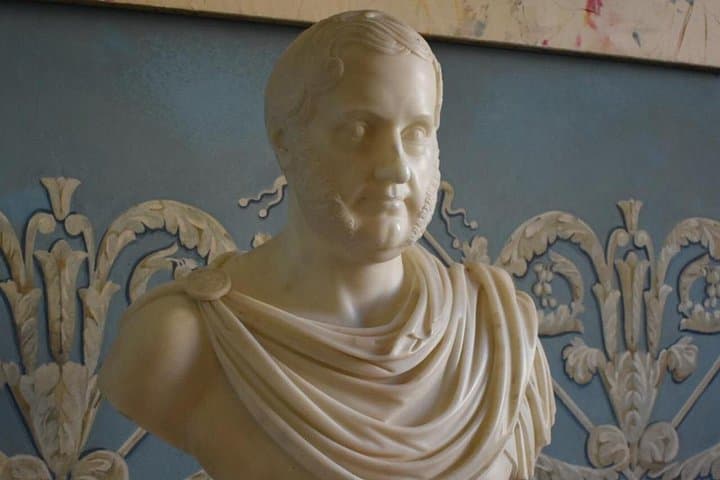 Royal Palace of Caserta: Guided Tour with Train Option from Naples