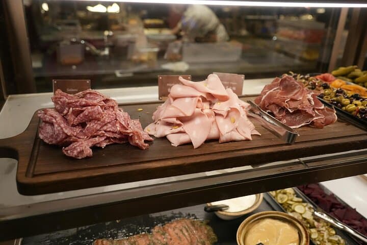Bologna Bites & Stories: A Tasty City Adventure with a Local