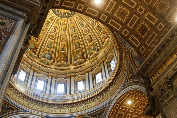 Vatican and St Peter Basilica Guided Tour With Dome