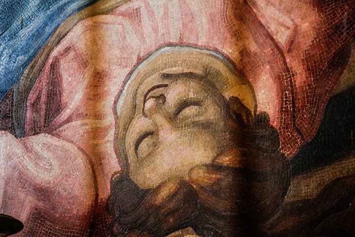 Vatican and St Peter Basilica Guided Tour With Dome