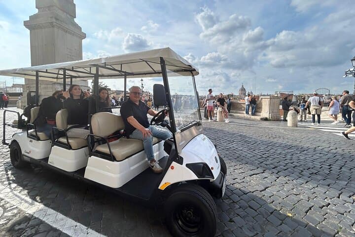 Golf Cart Tour of Rome: 3h with local guide and gelato