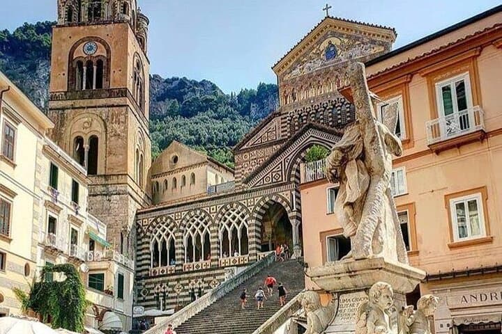 Day Trip from Rome: Pompeii and Amalfi Coast Small Group