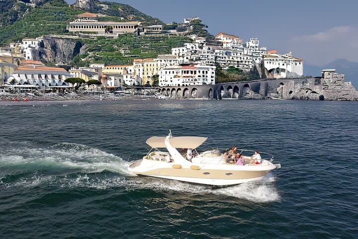 Capri Semi-Private Boat Tour and City Visit from Sorrento