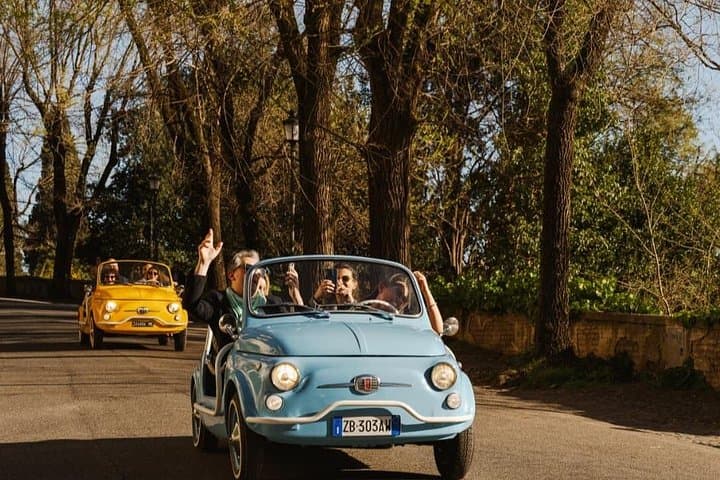 La Dolce Roma Private Tour by Electric Fiat or Golf Cart