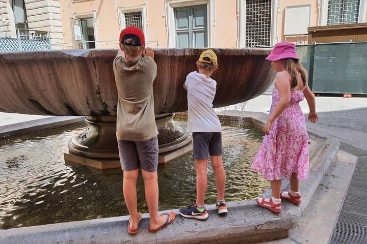 Private Kid-Friendly Rome City Center Tour with Gelato and Pizza