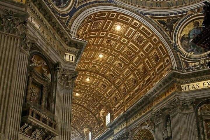 St Peter’s Basilica Tour with Official tour Guides