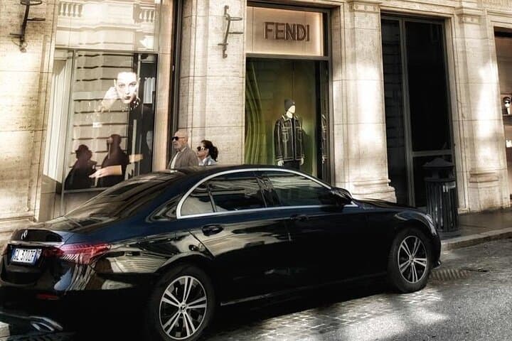 Serravalle Designer Outlet Private Luxury Transfer from/to Milan