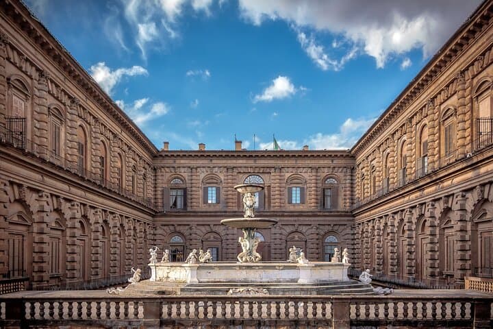 Pitti Palace and Boboli Garden Guided Tour
