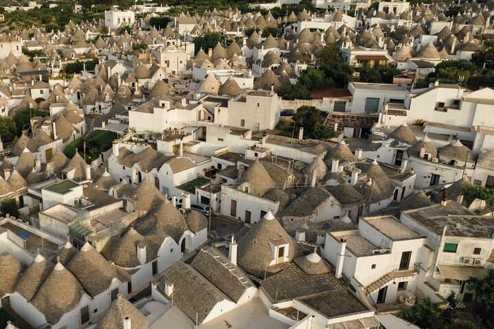 Alberobello Walking Tour with Audio and Written Guide by a Local