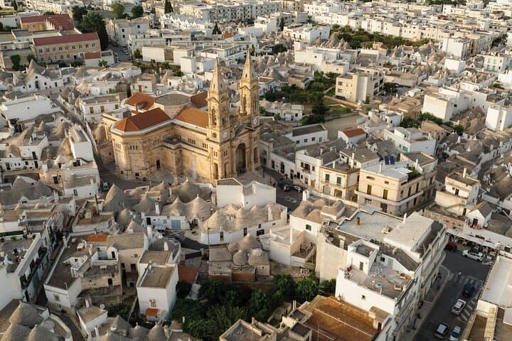 Alberobello Walking Tour with Audio and Written Guide by a Local