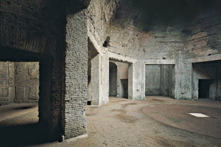 Rome: Experience Visiting the Domus Aurea with Virtual Reality