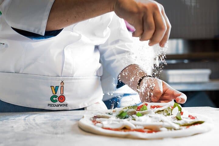 Rome 3-Hour Evening Vespa Sidecar Tour with Gourmet Pizza Tasting