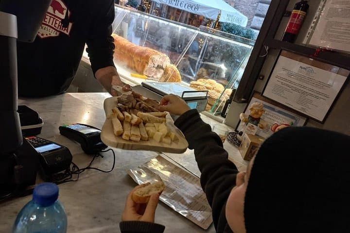 Rome Food Tasting Tour in Trastevere
