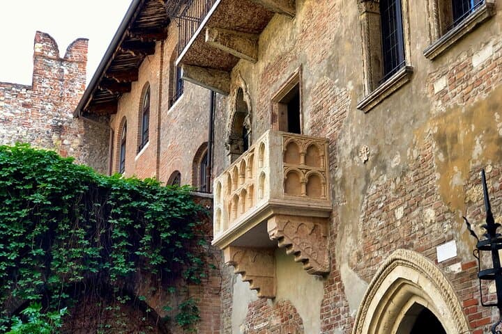 Love, Lies and Legends Self Guided Tour of Verona