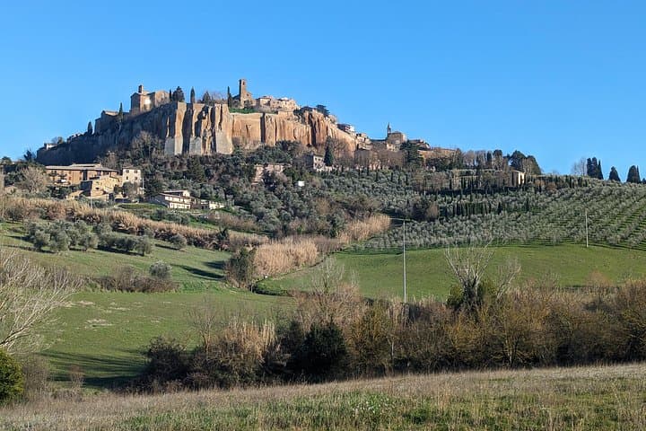 Orvieto & Civita E-Bike Tour w/ Private VIP Transfer from Rome