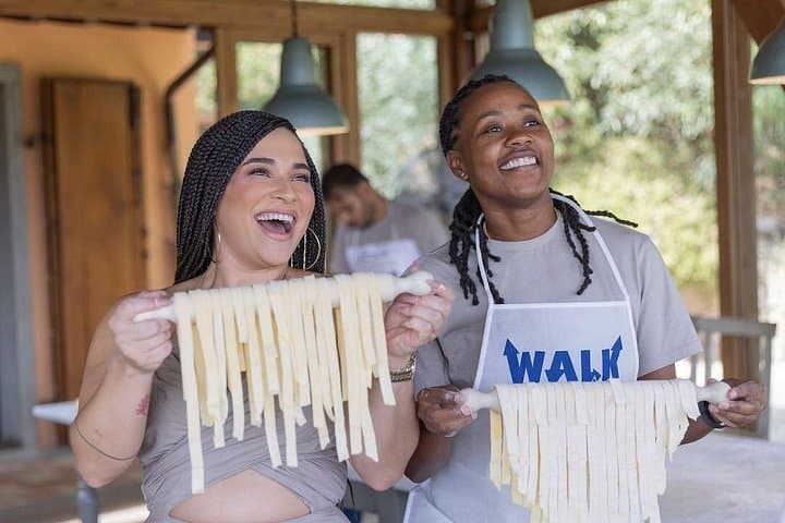 Florence Pizza or Pasta Class with Gelato Making at a Tuscan Farm