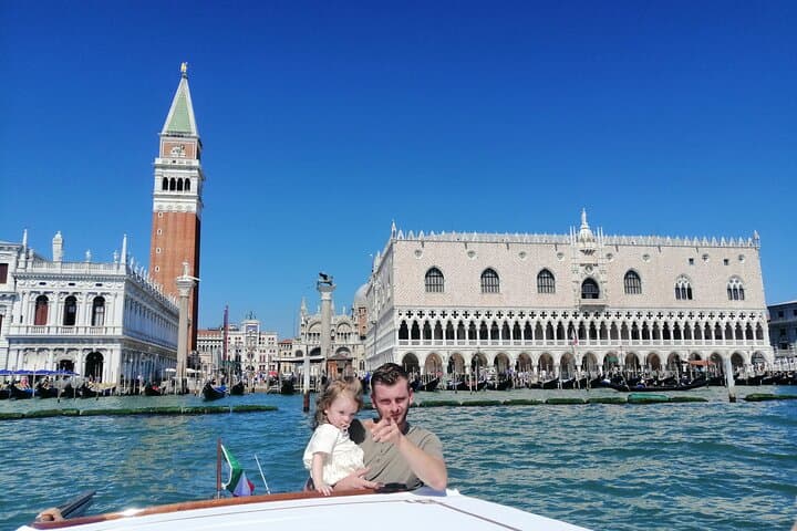 Private Boat Experience: Discover Venice from the Water