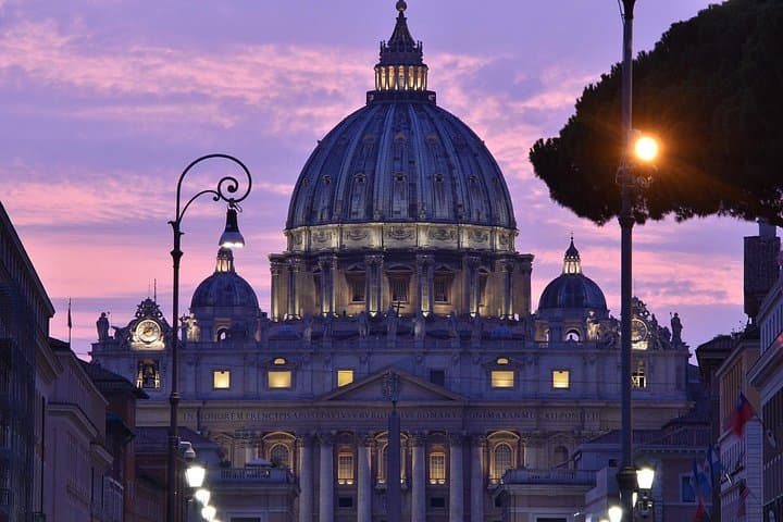 St Peter Basilica Dome climb with easy lift acces
