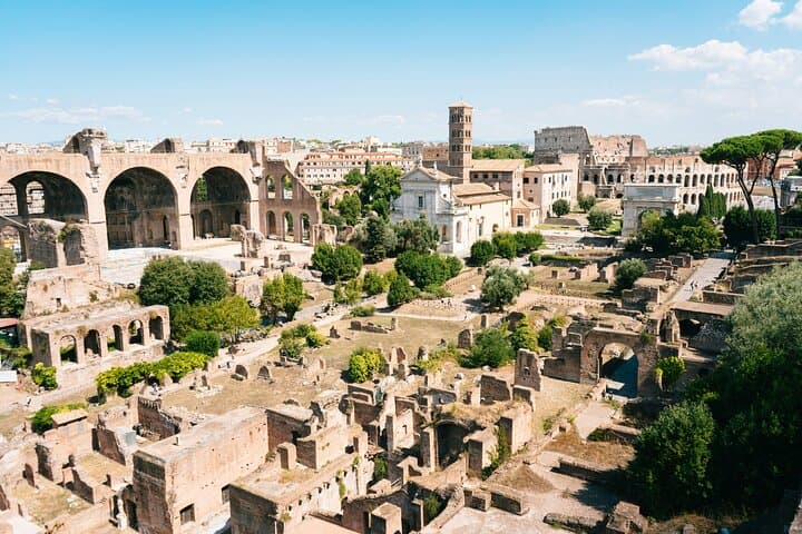Colosseum with Arena Floor and Ancient Rome with Audio App
