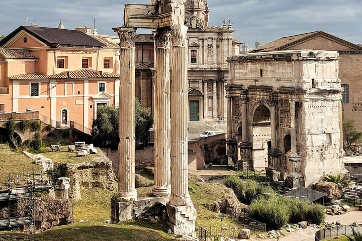 Colosseum with Arena Floor and Ancient Rome with Audio App