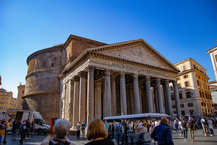 Rome Walking Tour to St. Peter, Castel Sant’Angelo and Pantheon