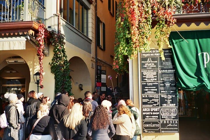 Milan Como and Bellagio Tour with Lake Cruise Day Trip