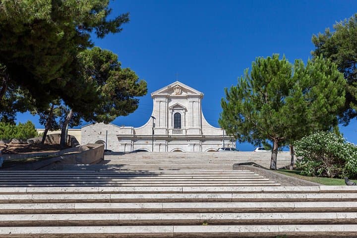Deluxe Cagliari for Cruise Ships Shore Tour of Stunning Sardinia
