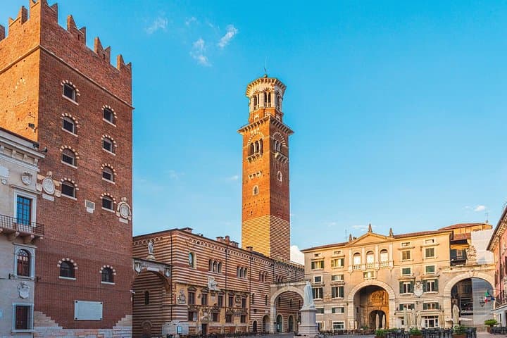 Milan to Verona Private Transfer with English-Speaking Driver