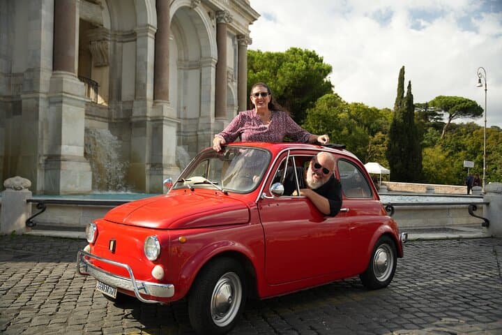 Explore Rome with Fiat 500 Tour and Professional Photos