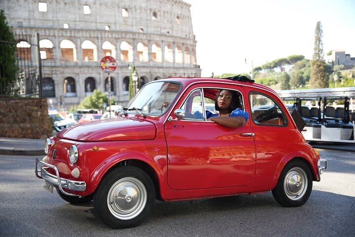 Explore Rome with Fiat 500 Tour and Professional Photos