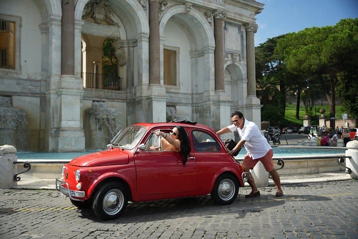 Explore Rome with Fiat 500 Tour and Professional Photos