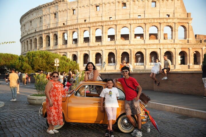 Explore Rome with Fiat 500 Tour and Professional Photos