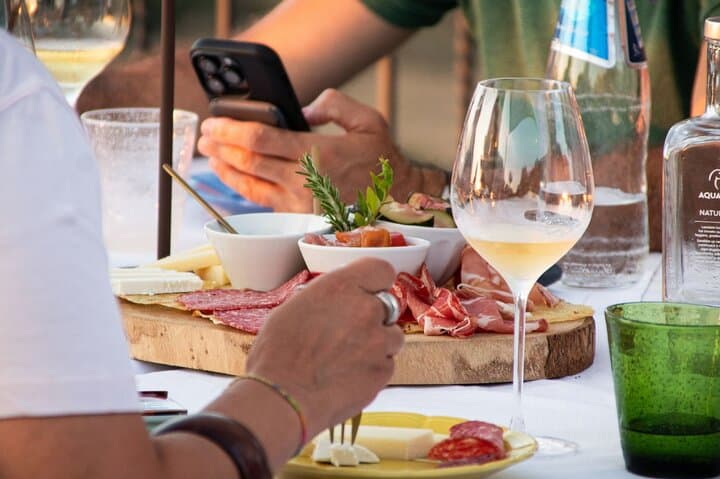 Palau Wine Tasting in a Gallura Winery