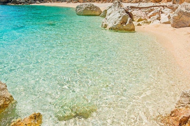 Cala Gonone Motorboat Trip in Gulf of Orosei with tasting