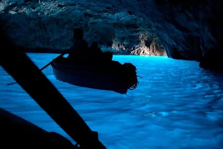 Private Capri Full Day Tour with a Positano 32ft