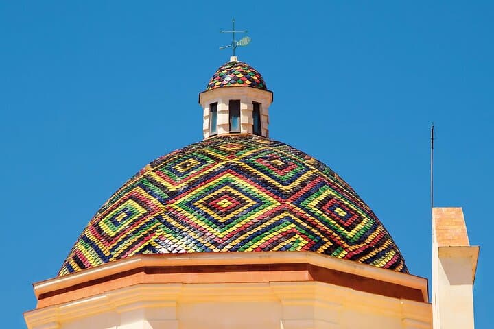 Alghero Walking Tour with Audio and Written Guide by a Local