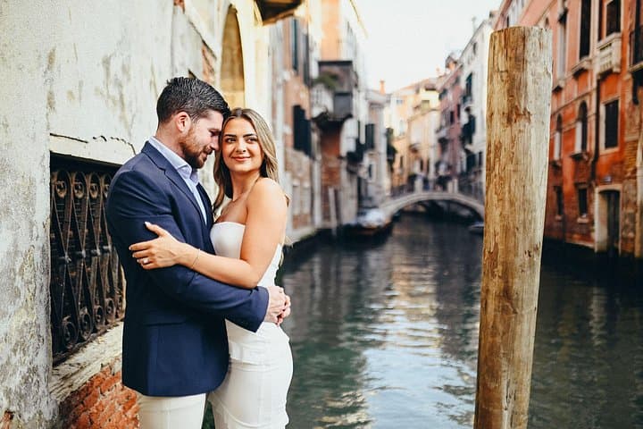 Romantic Venice: photo shoot with local photographer