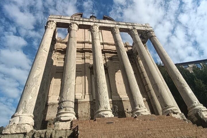 Colosseum, Roman Forum and Palatine Hill Private Tour