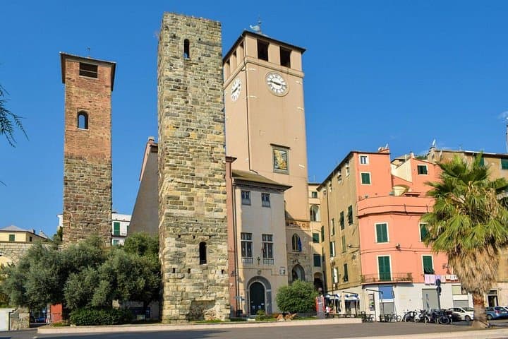 Brandale Towers, 
Savona