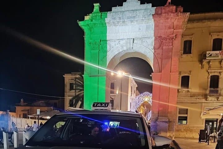 Royal Gate Noto