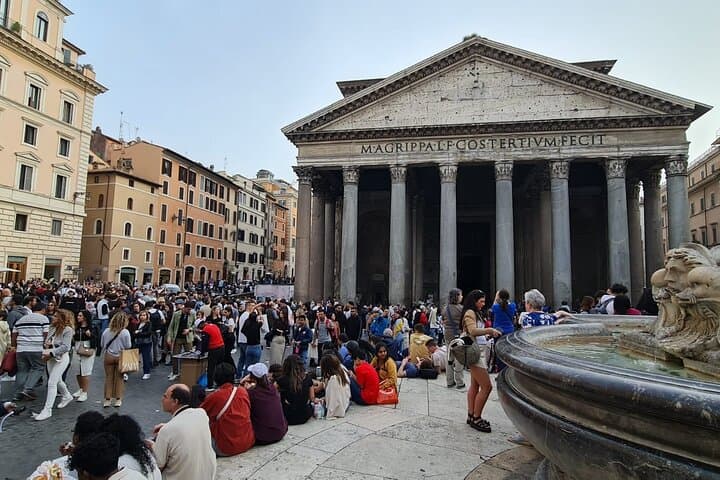Pantheon Fast Track Entry Tickets with Audio guide