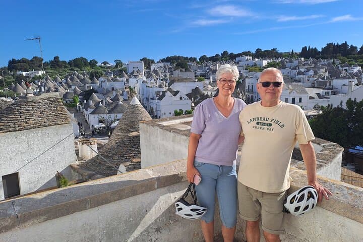Locorotondo to Alberobello E Bike Tour