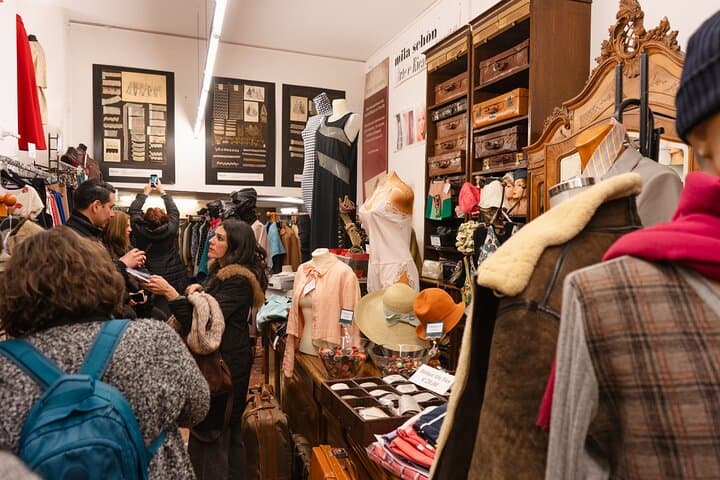 Vintage Shopping in Milan