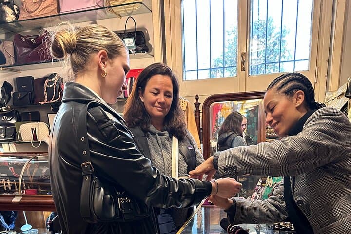 Vintage Shopping in Milan
