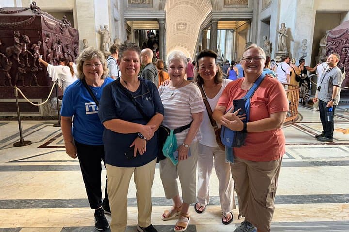 Vatican Museums, Sistine Chapel & St.Peter Basilica Private Tour