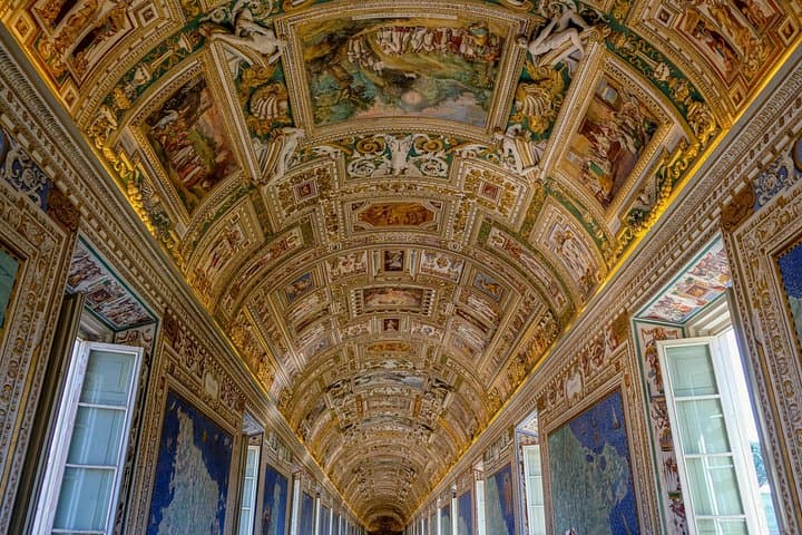 Guided Tour for Vatican Museum and Sistin Chapel