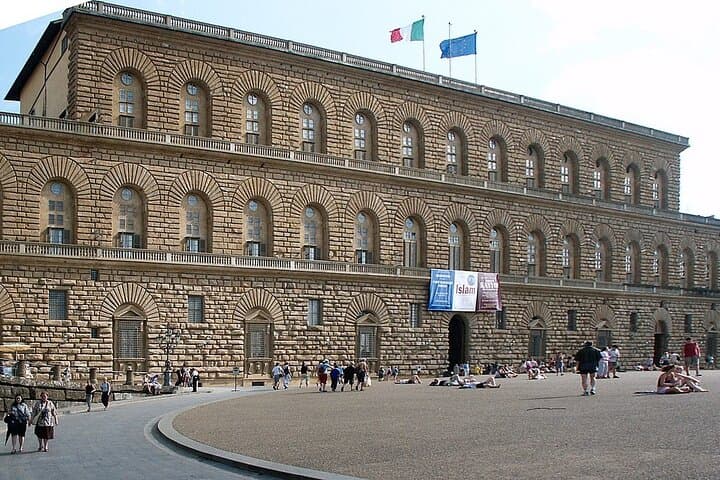 Transfer Privato: Porto di La Spezia - Firenze Roundtrip