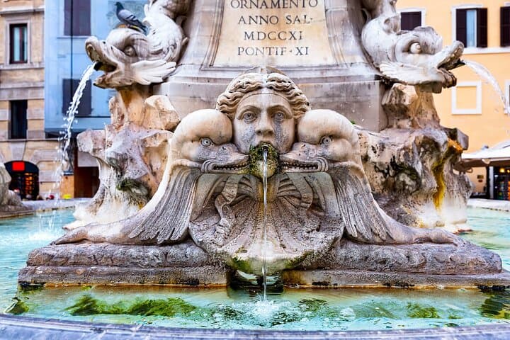 Pantheon in Rome Walking Tour with Audioguide on Your Smartphone