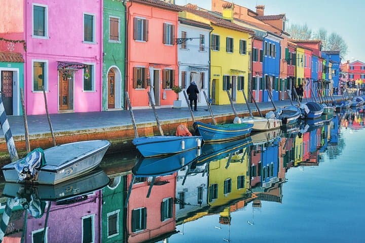 From Venice: Private boat from hotel, Glass blowing demo and Gift