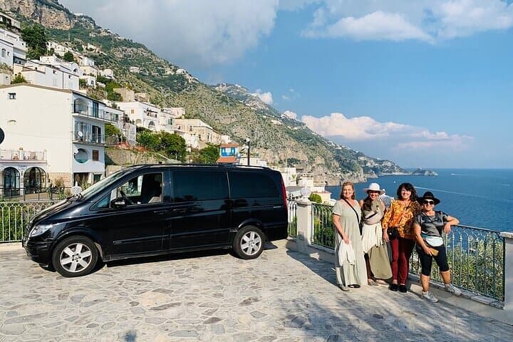 This transfer is a perfect option for couples, families or groups who want to experience the trip in an exclusive and comfortable way.